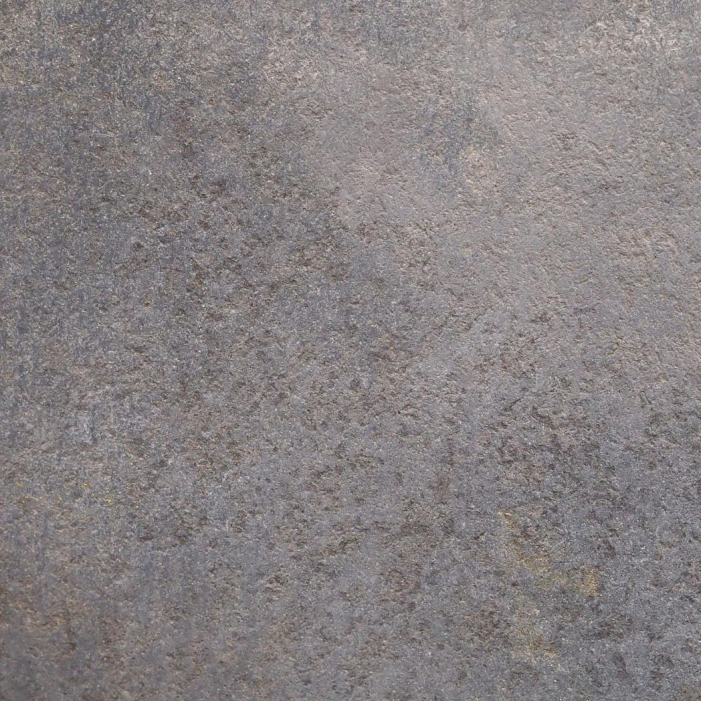 Black granite slabs from the Gare Montparnasse (115 x 115 cm)