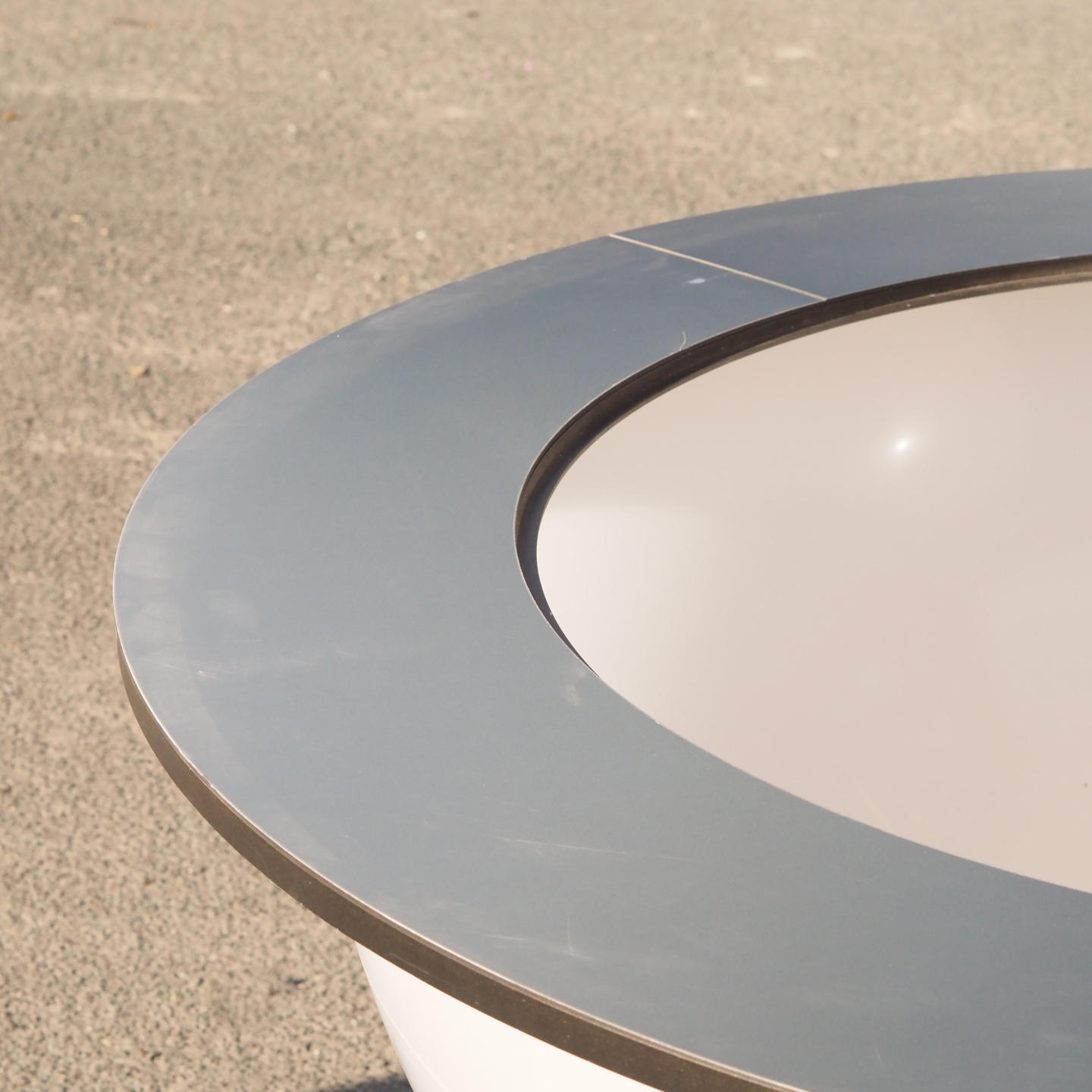 Sphere in plexiglass (⌀ 136 cm)
