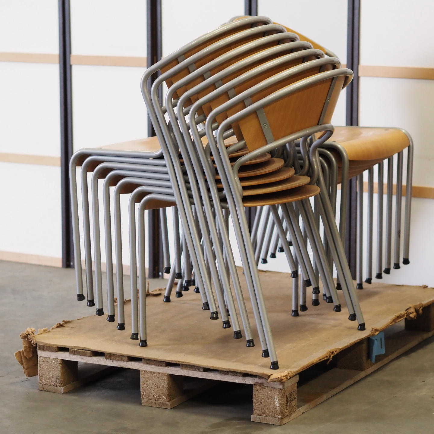 Stackable chair 'Tango' by Kinnarps