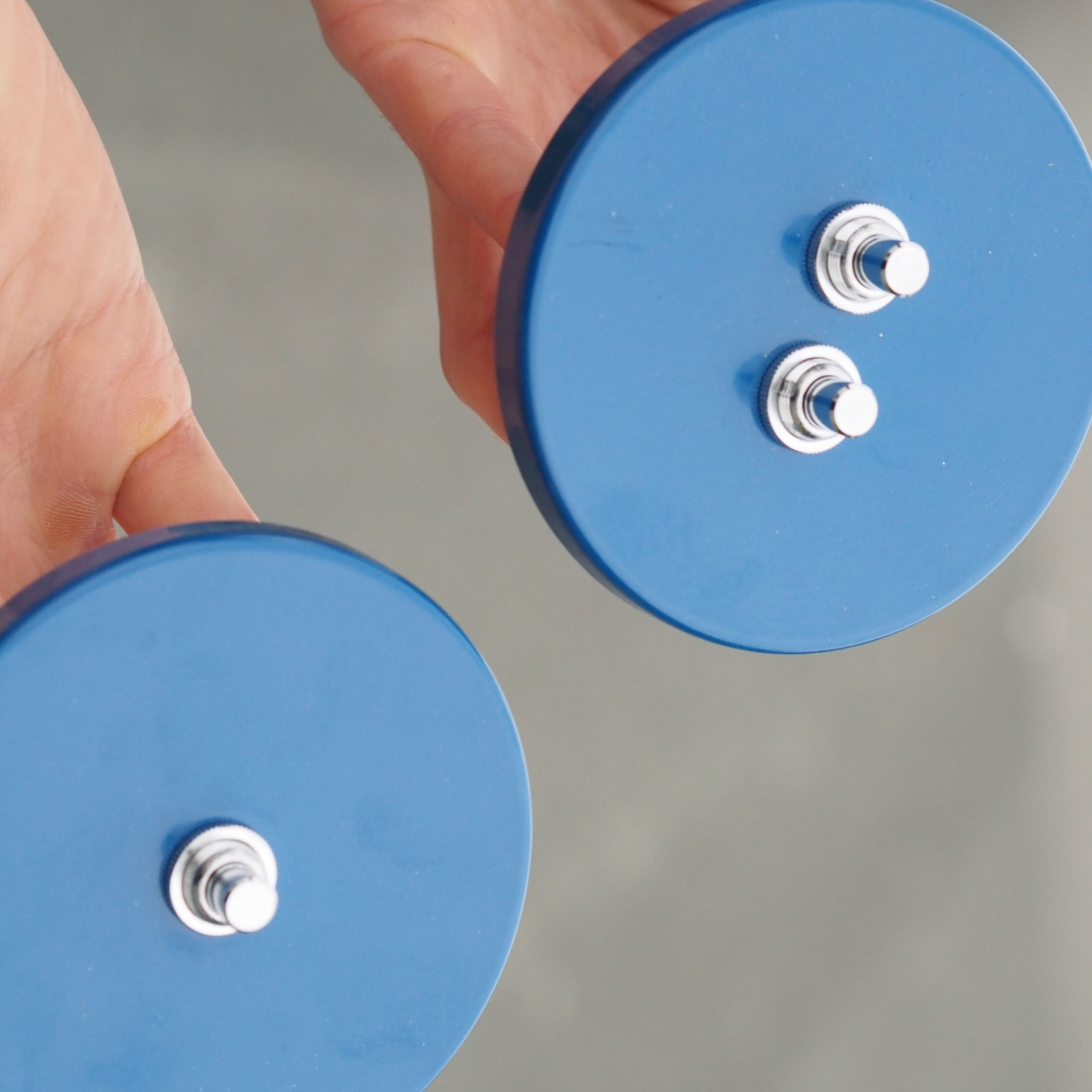 Push button switch 'Feel Good' in blue lacquered steel by Zangra