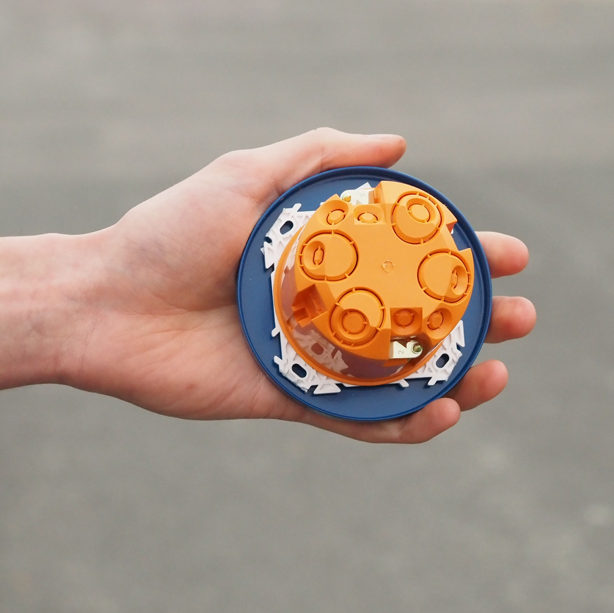 Push button switch 'Feel Good' in blue lacquered steel by Zangra