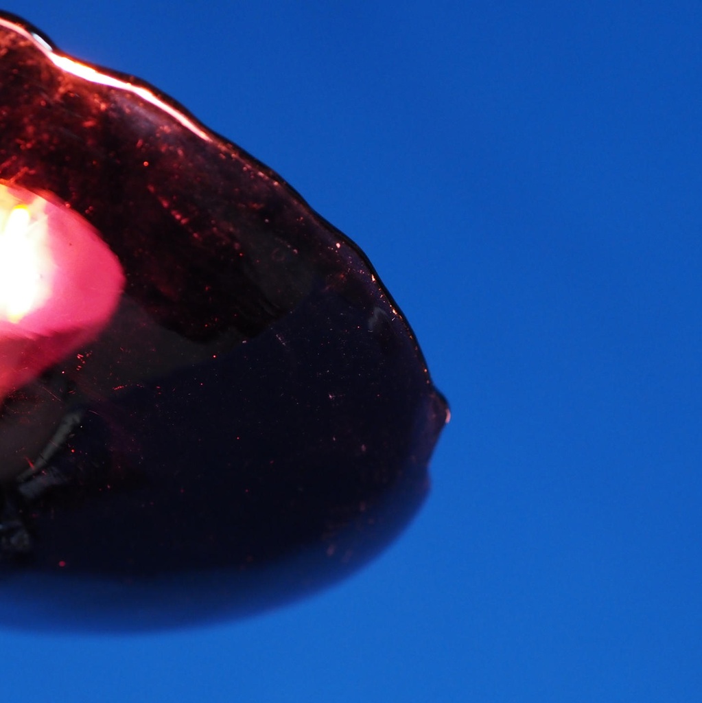 Hanging light 'Eva' in opaline glass - Purple