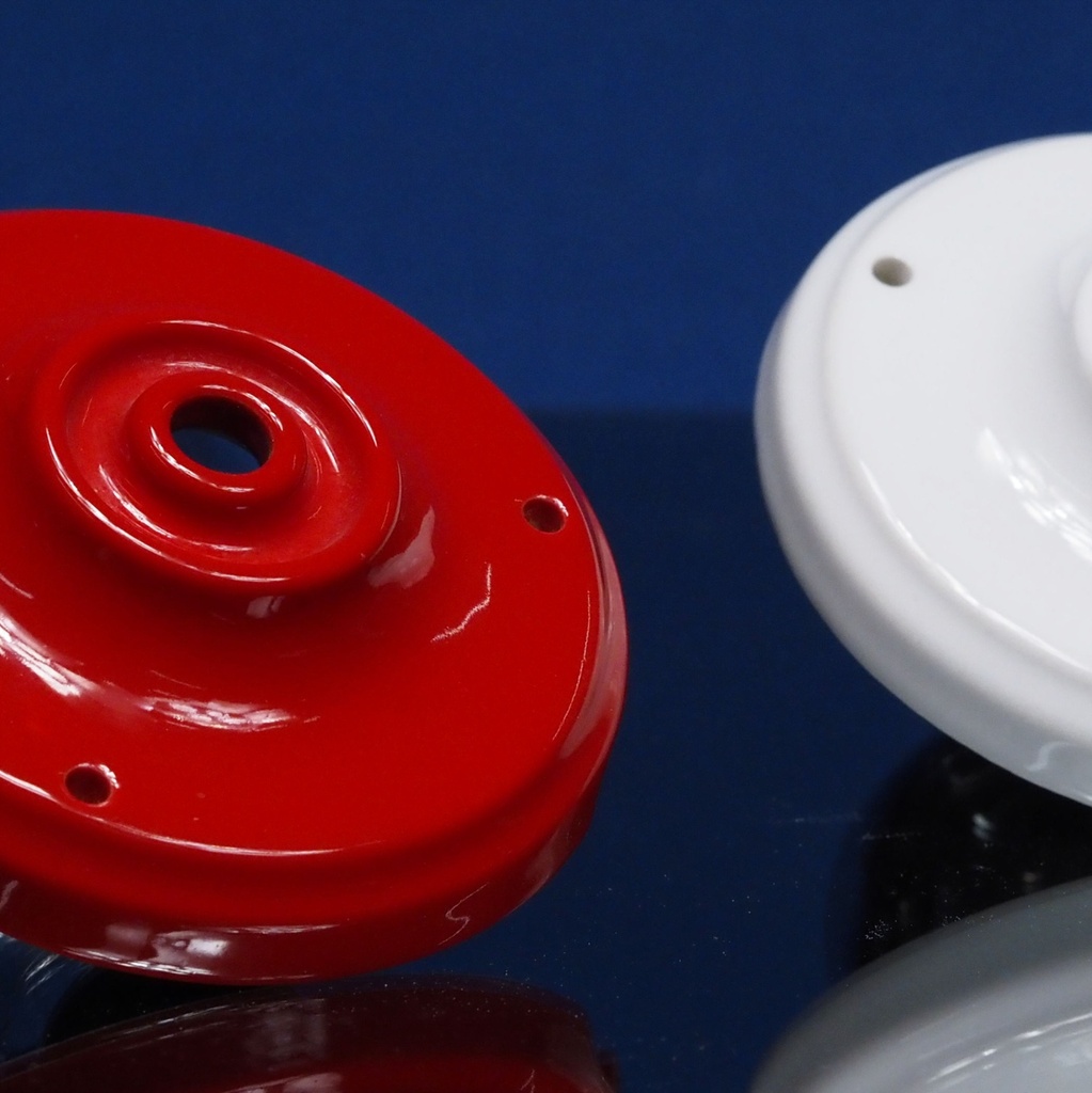 Ceiling cap in gloss porcelain by Belucca (Various colors)