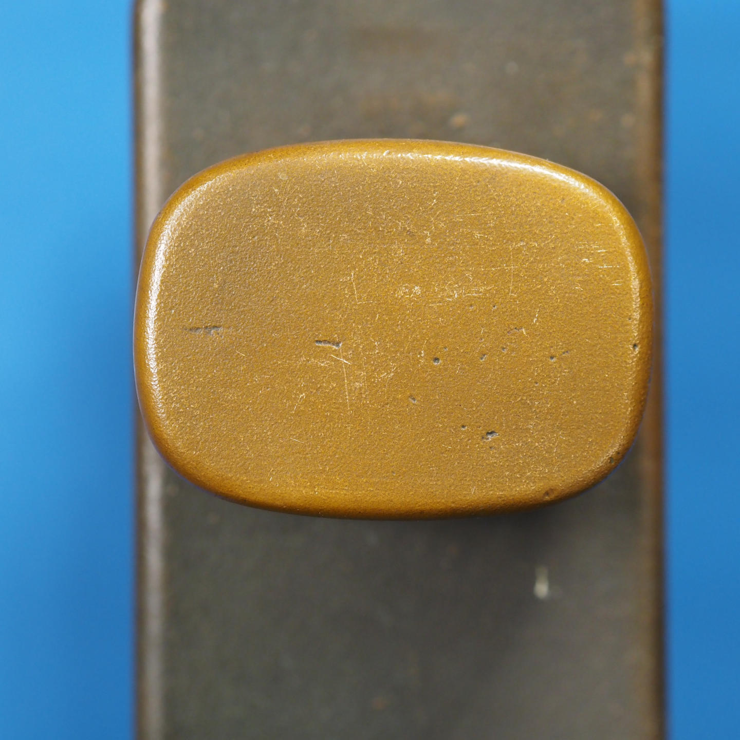 Double door handle in sand-cast bronze by Jules Wabbes from the Générale de Banque - Swivel (Left)