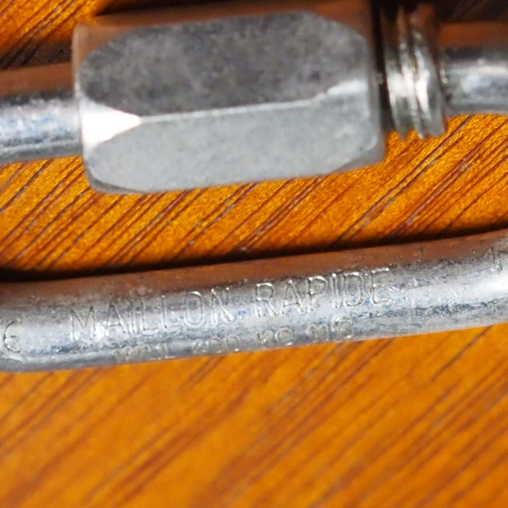 Quick link in zinc-plated steel