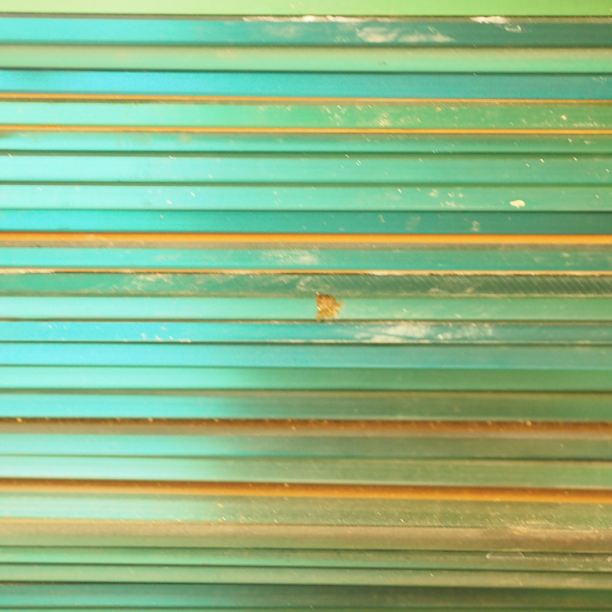 Rectangular mirror by Mirodan