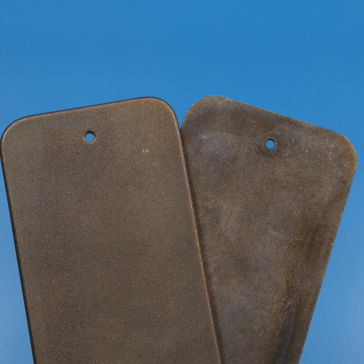 Double door handle in sand-cast bronze by Jules Wabbes from the Générale de Banque - Swivel (Right/Left)