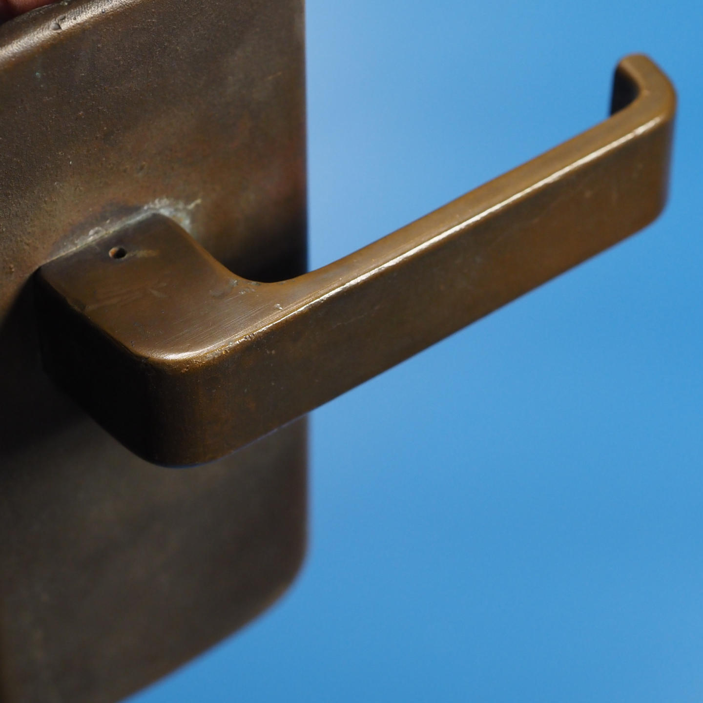 Single door handle in sand-cast bronze from the Générale de Banque - Fixed (Right)
