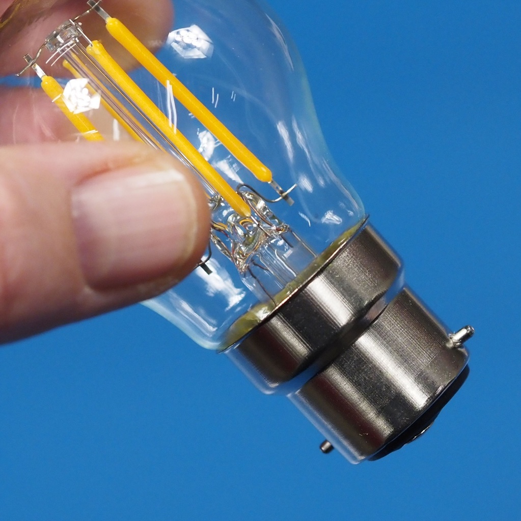 Bulb "Classic 40W" By Osram - clear filament glass (bayonet) Energy class E