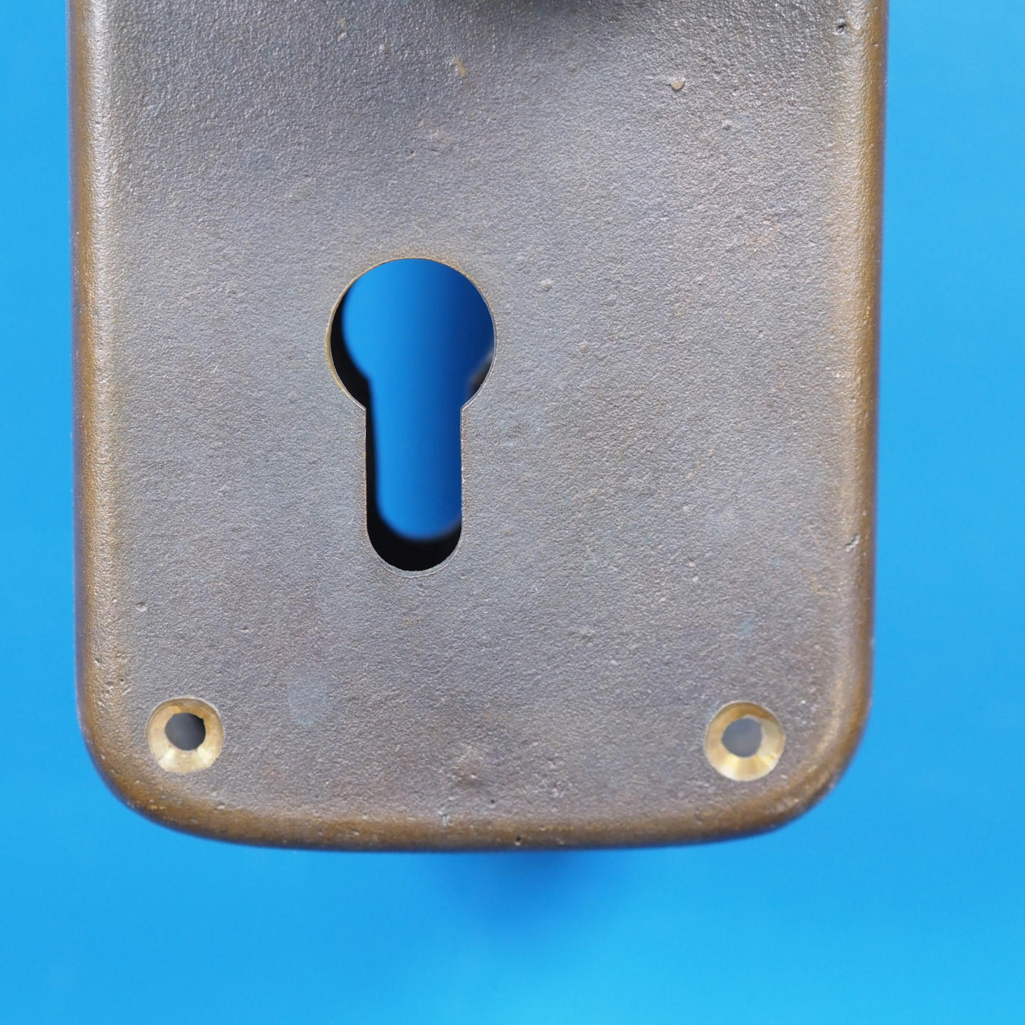 Double door pull handle with key and fixing holes in sand-cast bronze by Jules Wabbes from the Générale de Banque - Fixed (Right/Left)