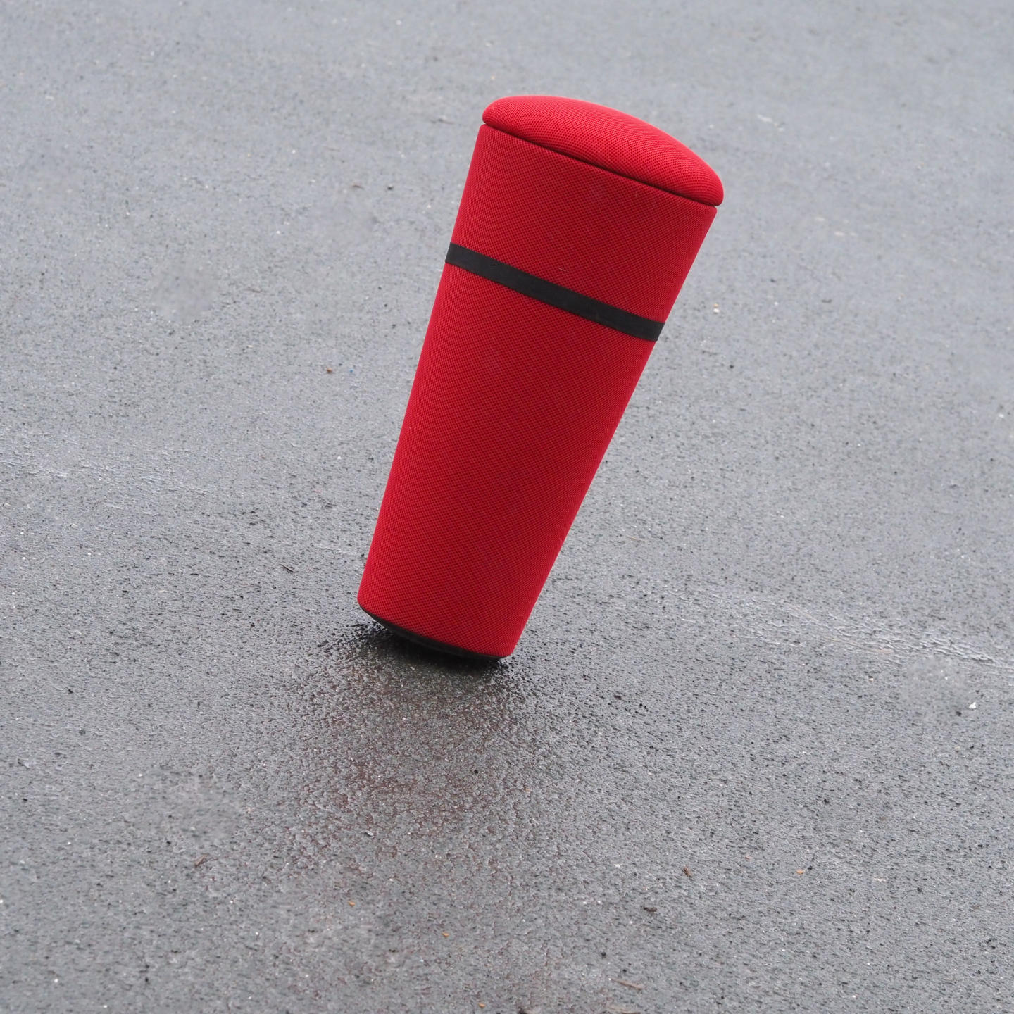 Stool 'Stand-up' by Thorsten Franck for Wilkhahn - Red