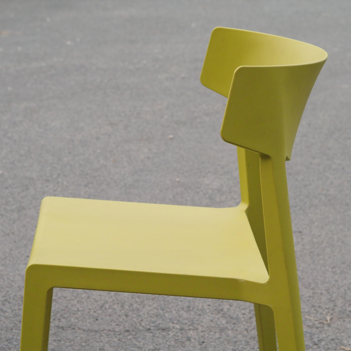 Stackable chair 'Wing' by Ramos &amp; Bassols for Actiu