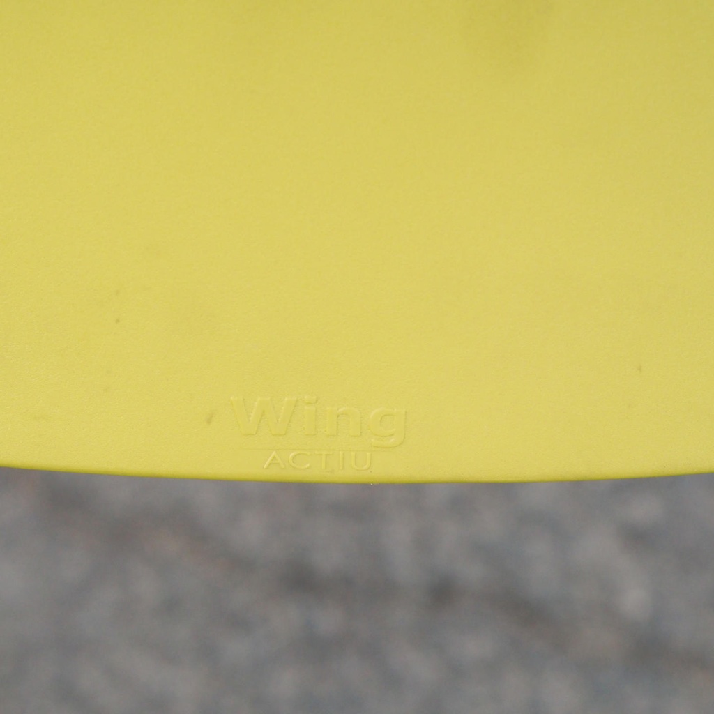 Stackable chair 'Wing' by Ramos & Bassols for Actiu