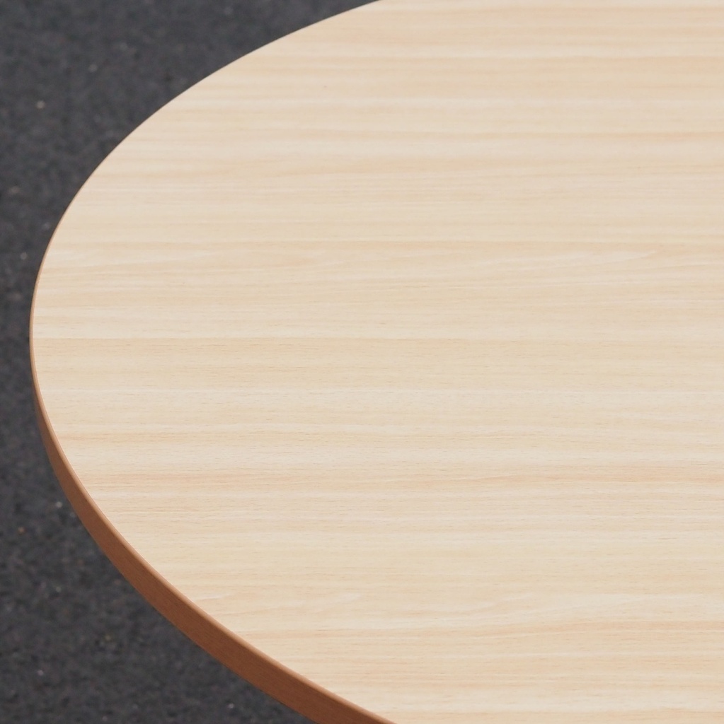 Round table with beech legs and wooden laminated tabletop