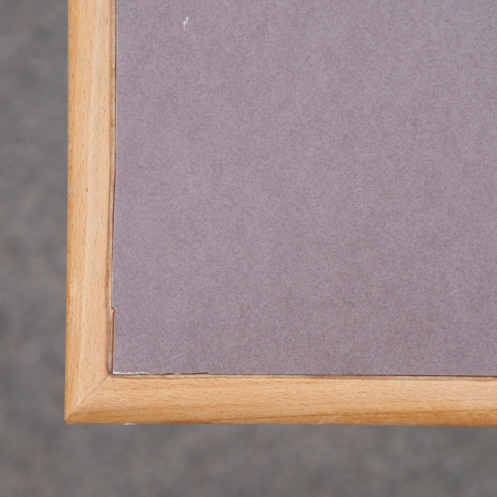 Rectangular table with chromed steel legs and laminated tabletop - Brown