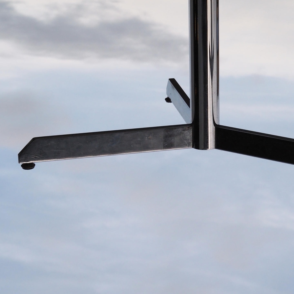 Rectangular table with chromed steel legs and laminated tabletop - Brown