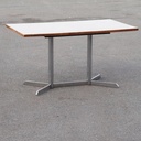 Rectangular table with chromed steel legs and laminated tabletop - White