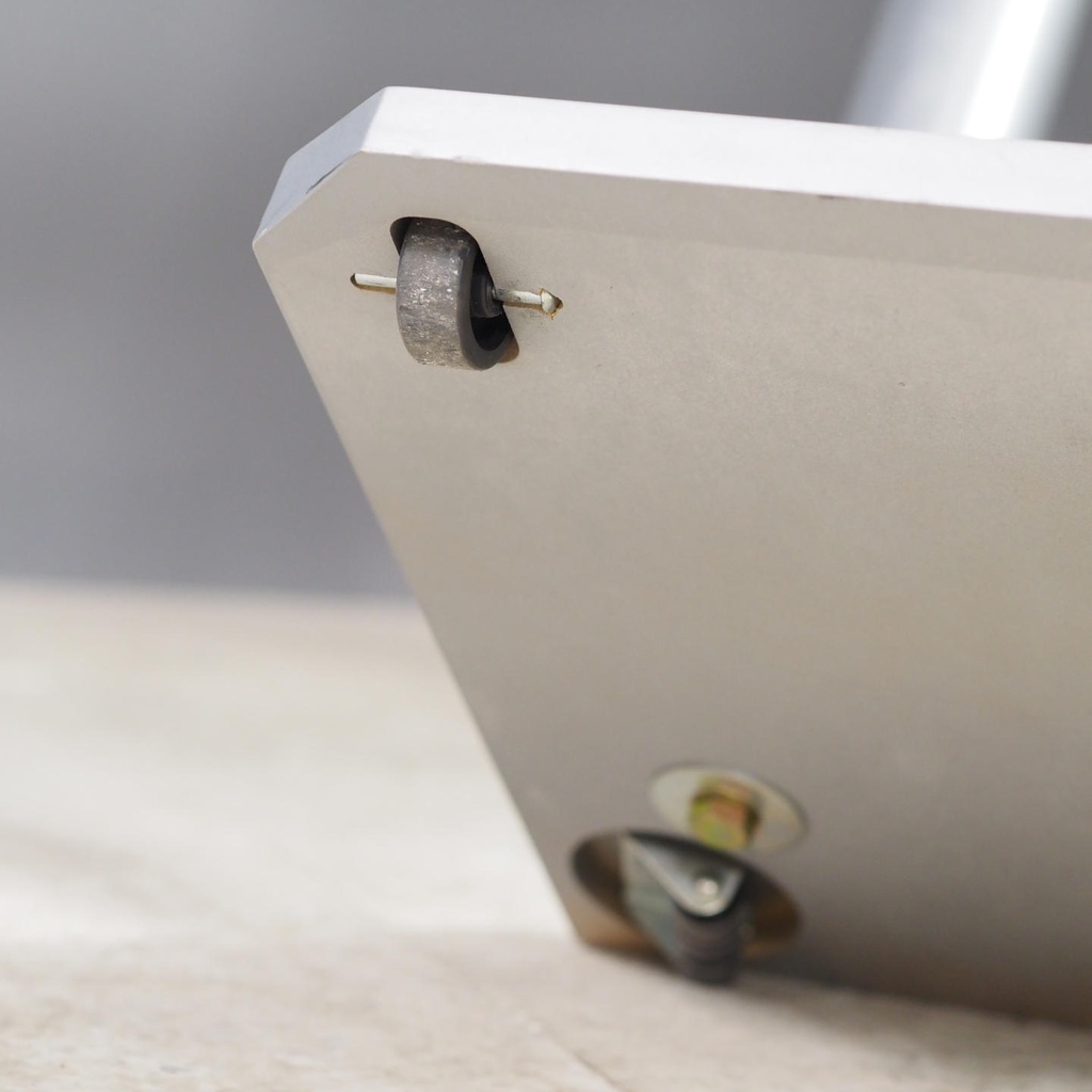 Cantilever armchair by Mauser