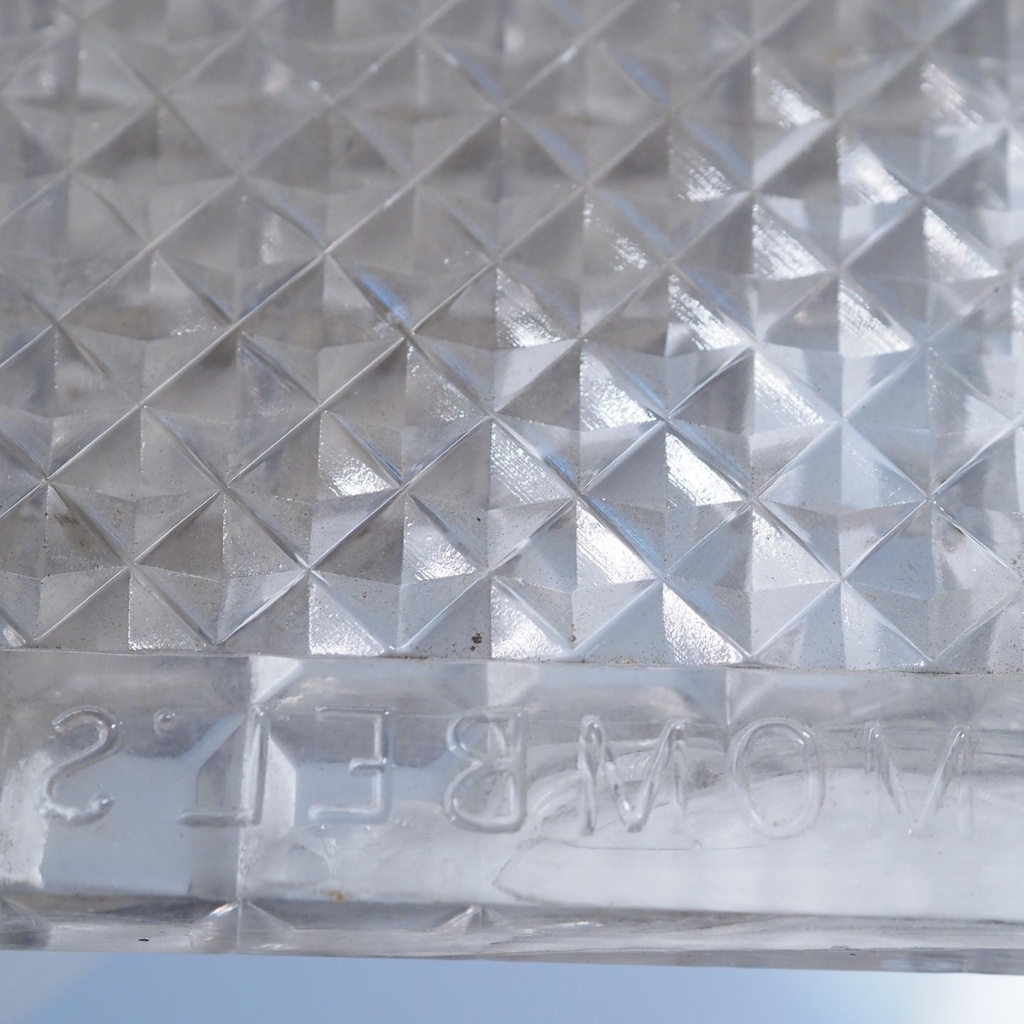 Pressed glass slabs 'Diamant' by Mombel-Bossart & Fils from Val Saint Lambert - Only available in our physical shop