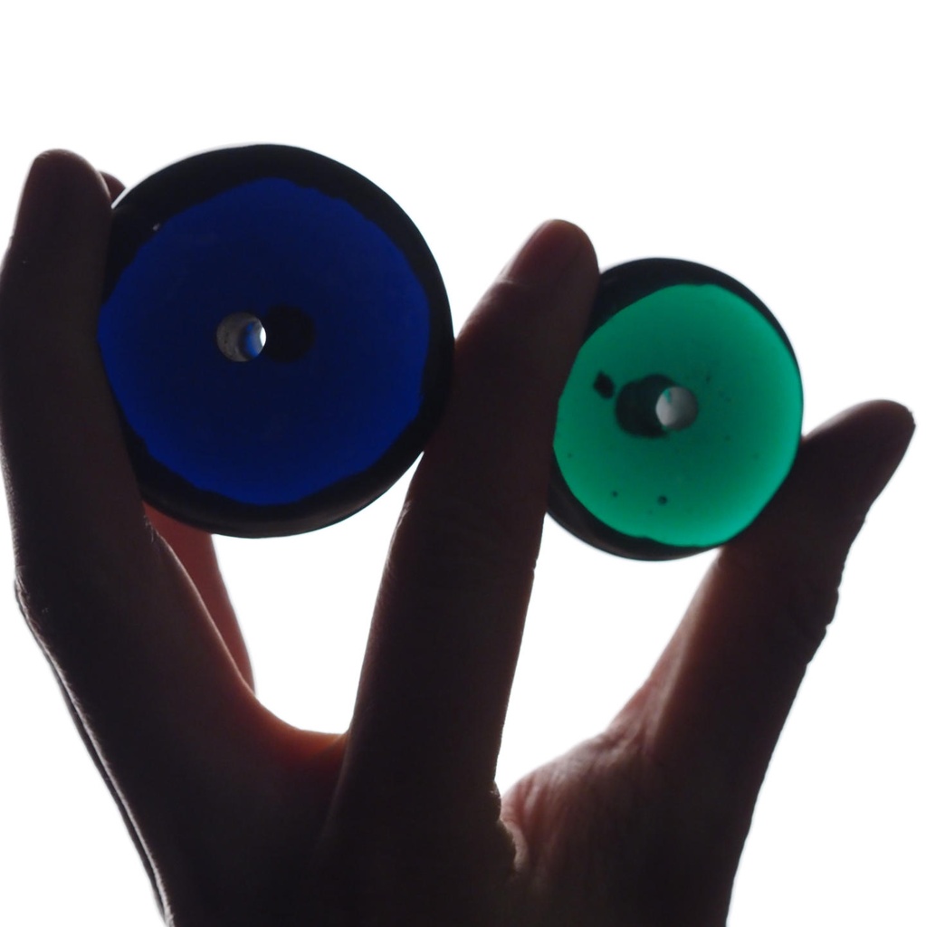 Glass knobs by Emery&Cie - Only available in our physical shop