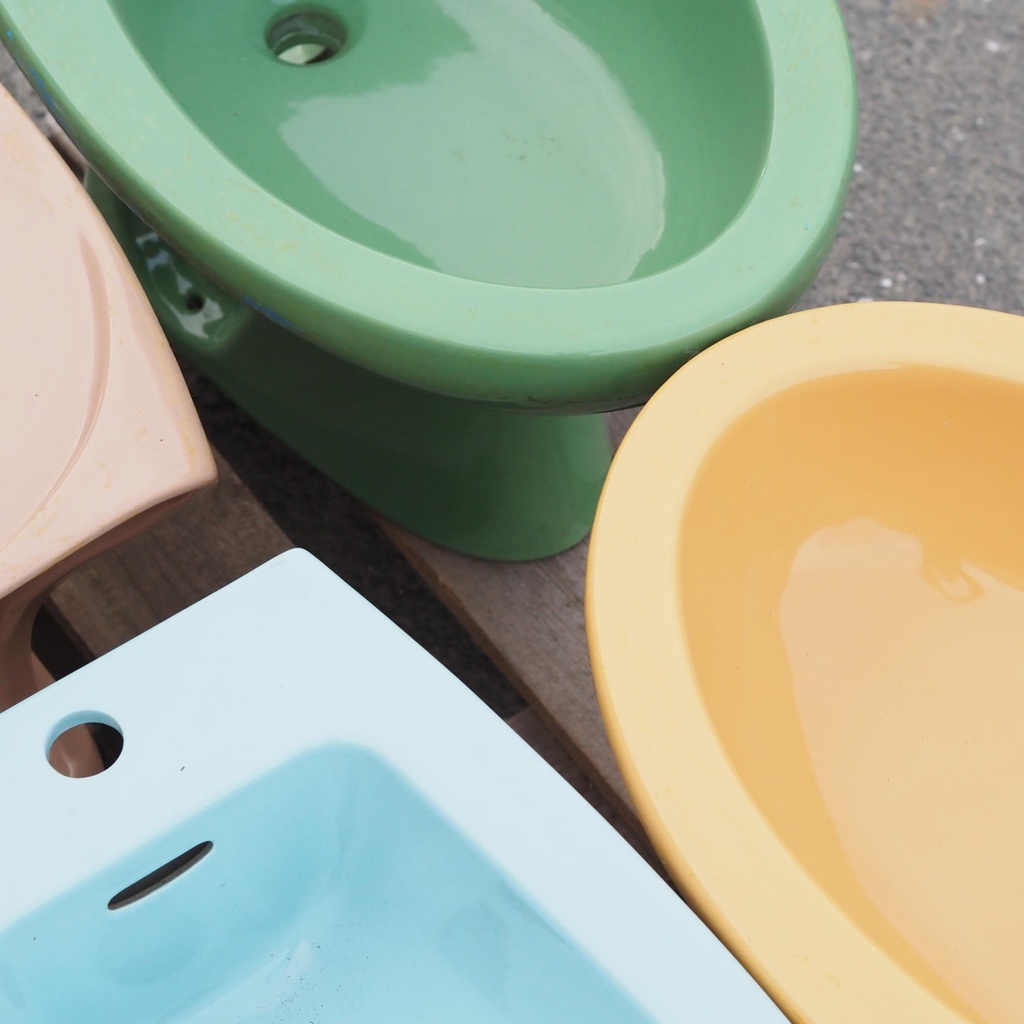 Bathroom bidet in glazed porcelain by Villeroy & Boch - (various colors & dimensions) - Only available in our physical shop