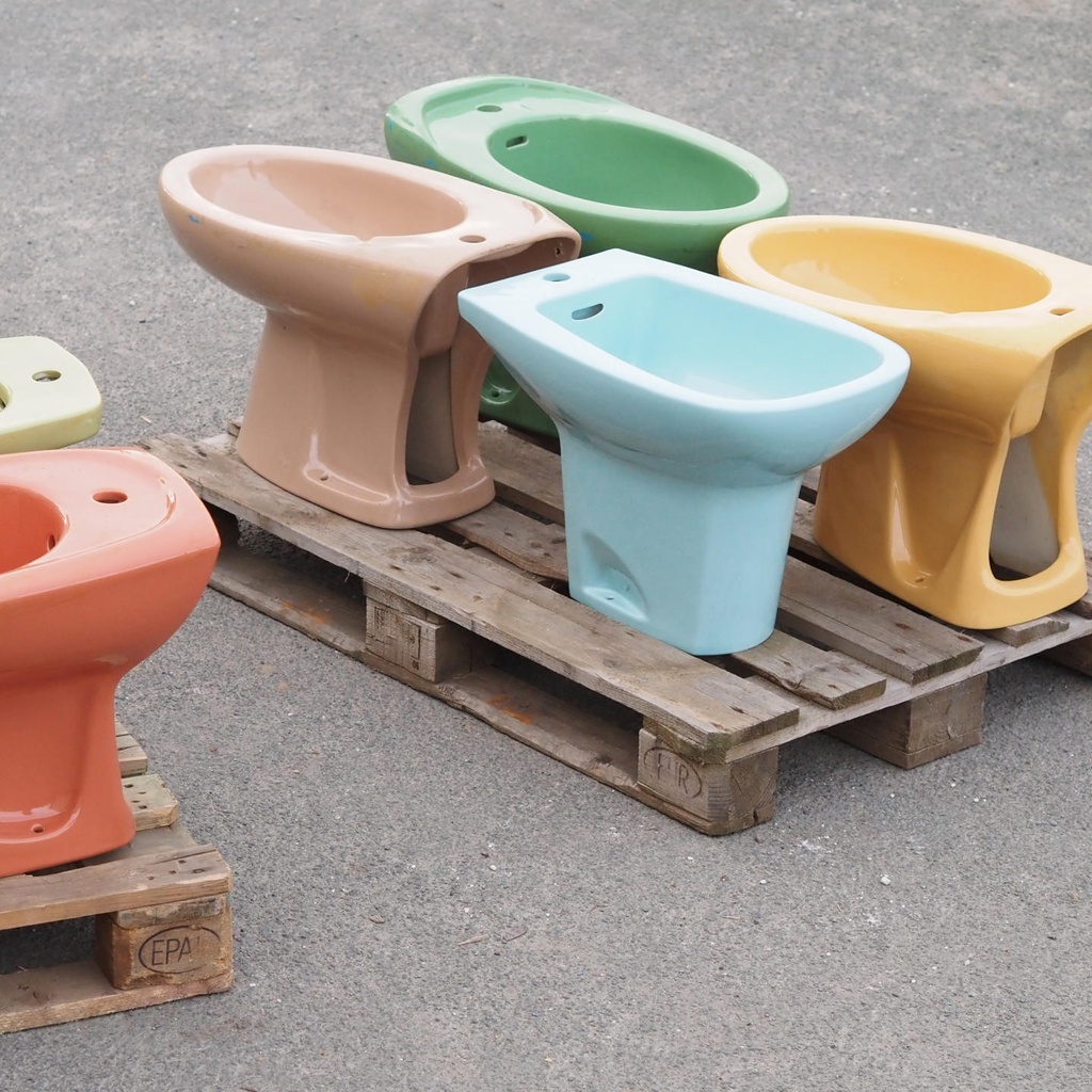 Bathroom bidet in glazed porcelain by Villeroy & Boch - (various colors & dimensions) - Only available in our physical shop