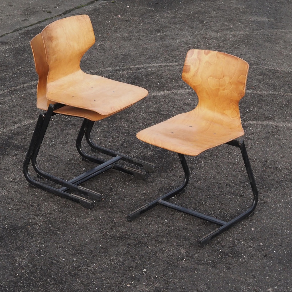 Stackable school chair in pagwood by Fpf Flötotto (Pagholz)