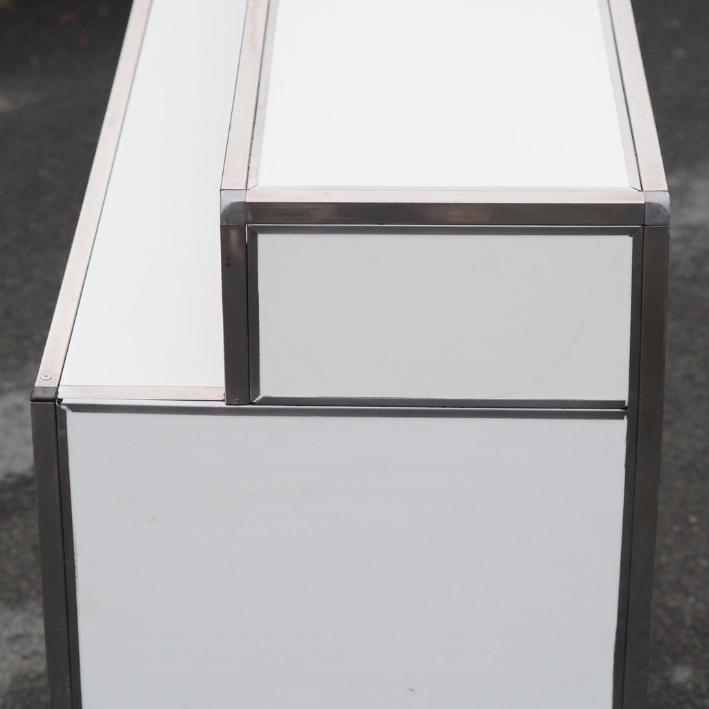 Cantilever armchair by Mauser