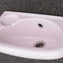 Bathroom sink in glazed porcelain by Villeroy & Boch