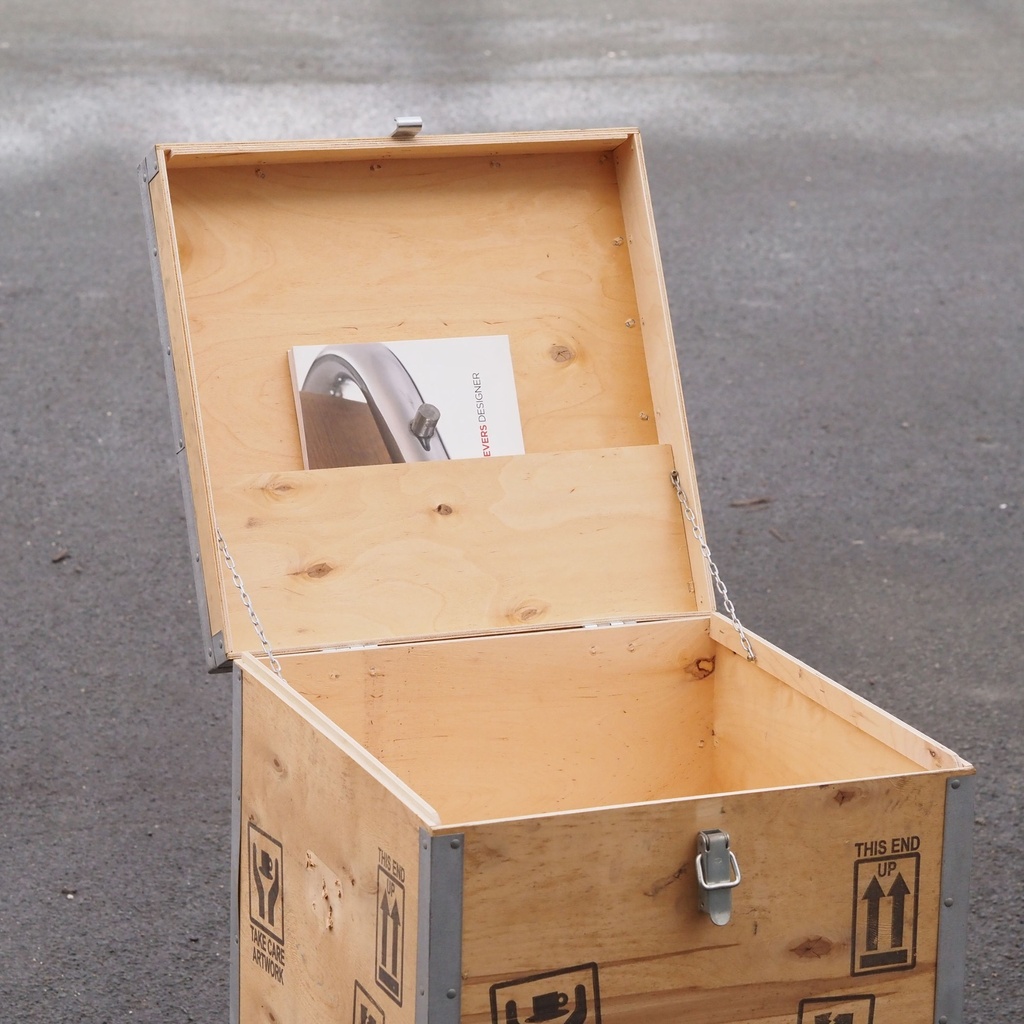 Wooden crate (50 x 40 cm)