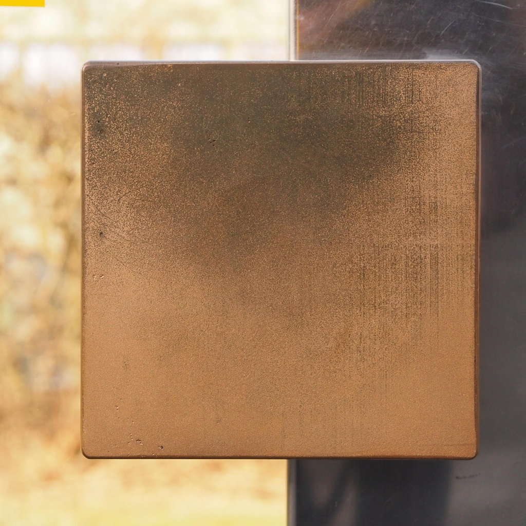 Glass door in stainless steel and bronze from the main entrance of the Générale de Banque(H. 235,5 x 108 cm)