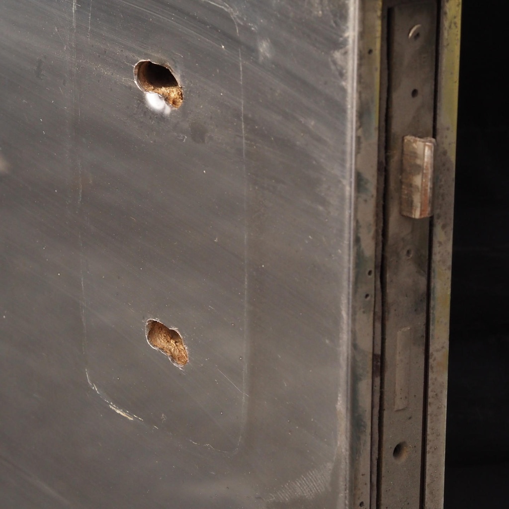 Double door in stainless steel from the Générale de Banque (H. 201,2 x 144,8 cm) - Left