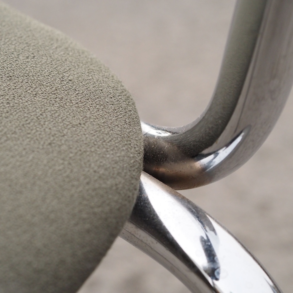 Chair by Unic Design - Dark green fabric