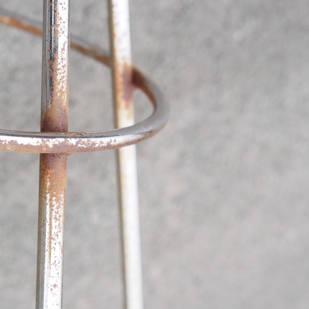 Swivel stool 'Jamaica' by Pepe Cortés for Amat