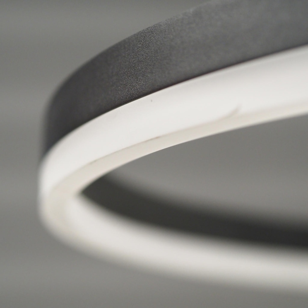 Hanging light 'Titus' by Paul Neuhaus (∅ 60 cm)