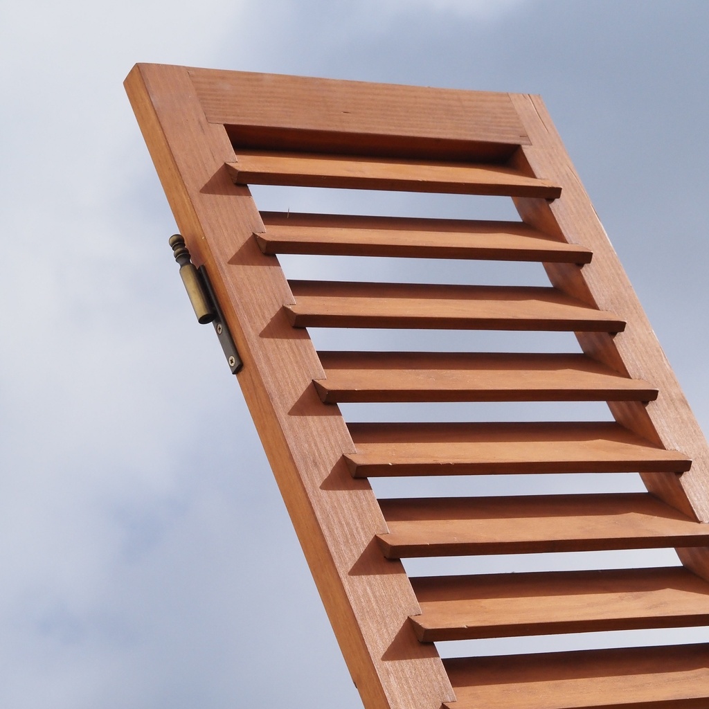 Wooden shutter (H. 250 cm x W. 30,5 cm)
