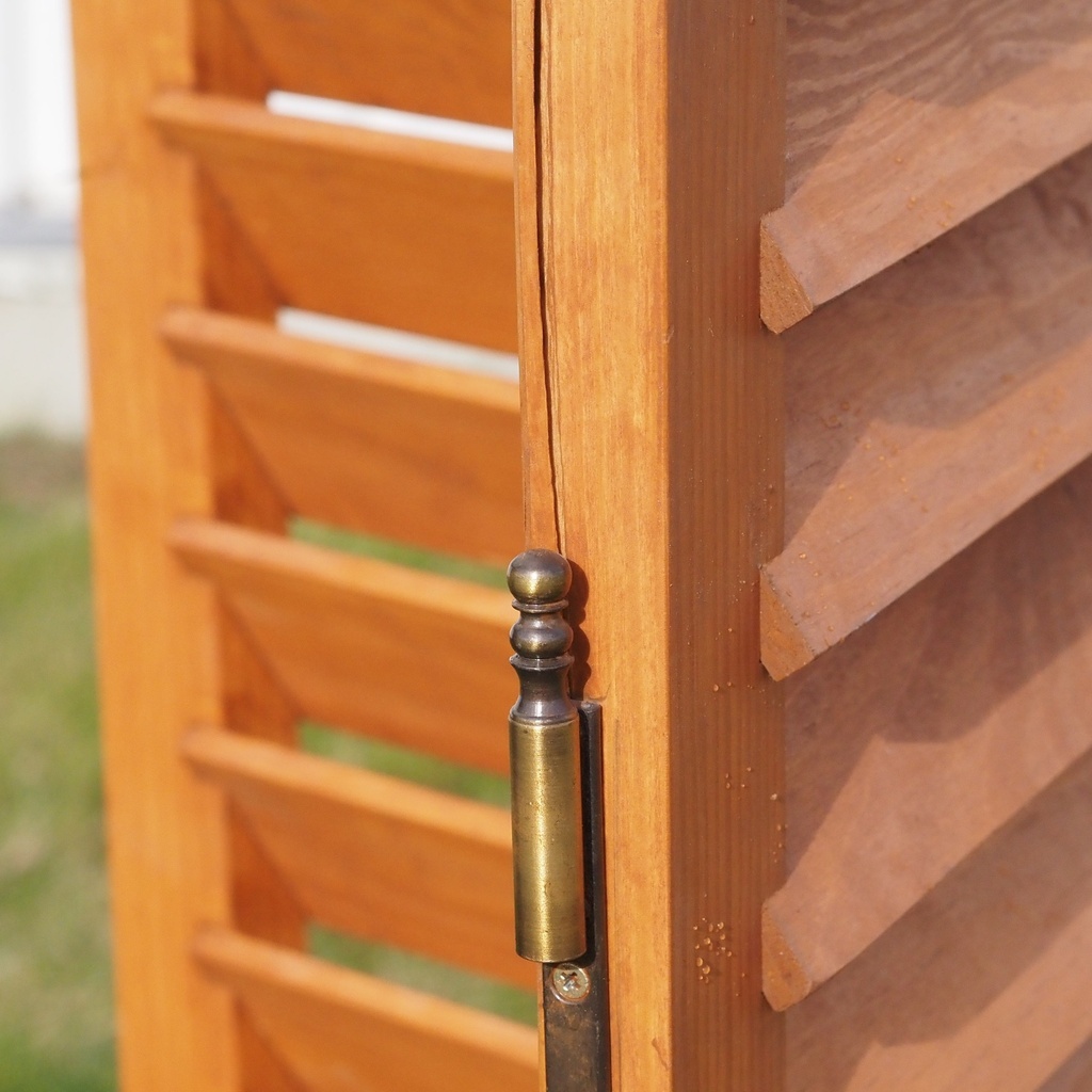 Double wooden shutter (H. 250,5 cm x W. 61,4 cm)