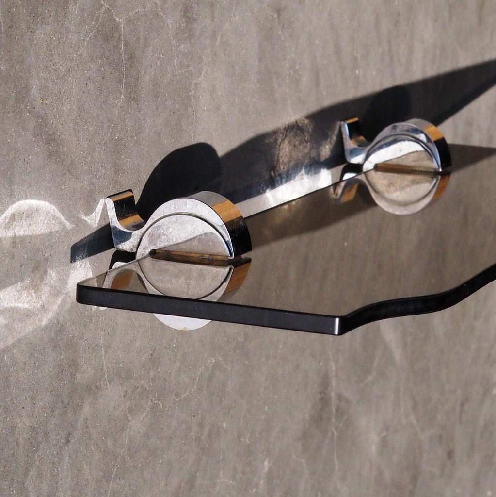 Bathroom shelf 'Fidia' by Studio Caprotti (Satinato)