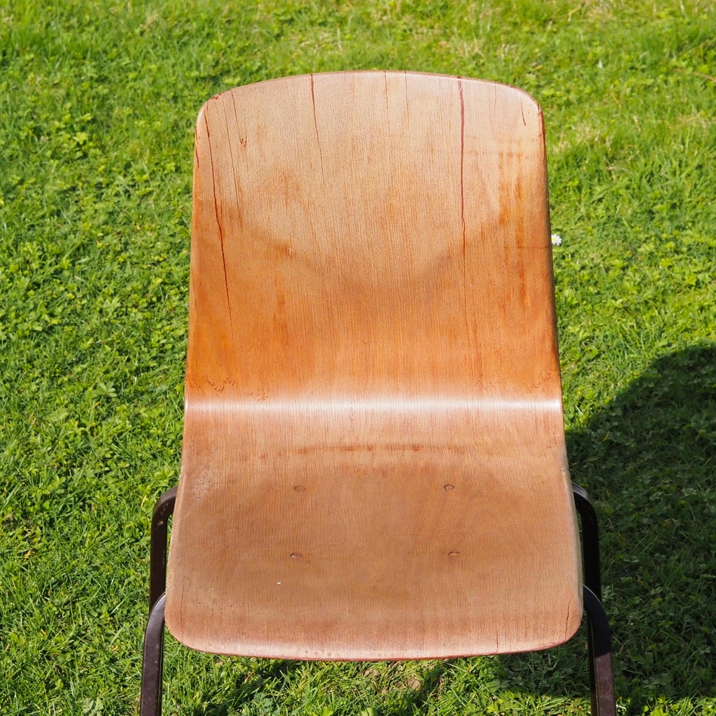 Stackable chair in Pagwood by Thur-op-seat