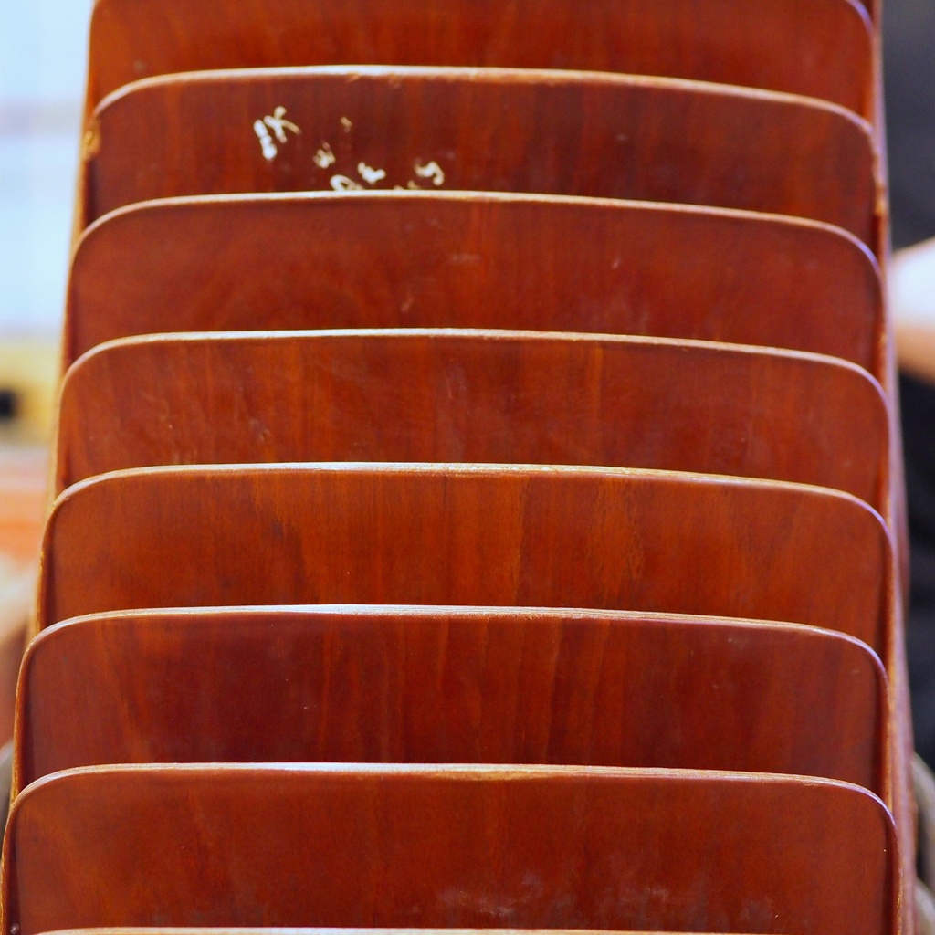 Stackable chair in Pagwood by Thur-op-seat