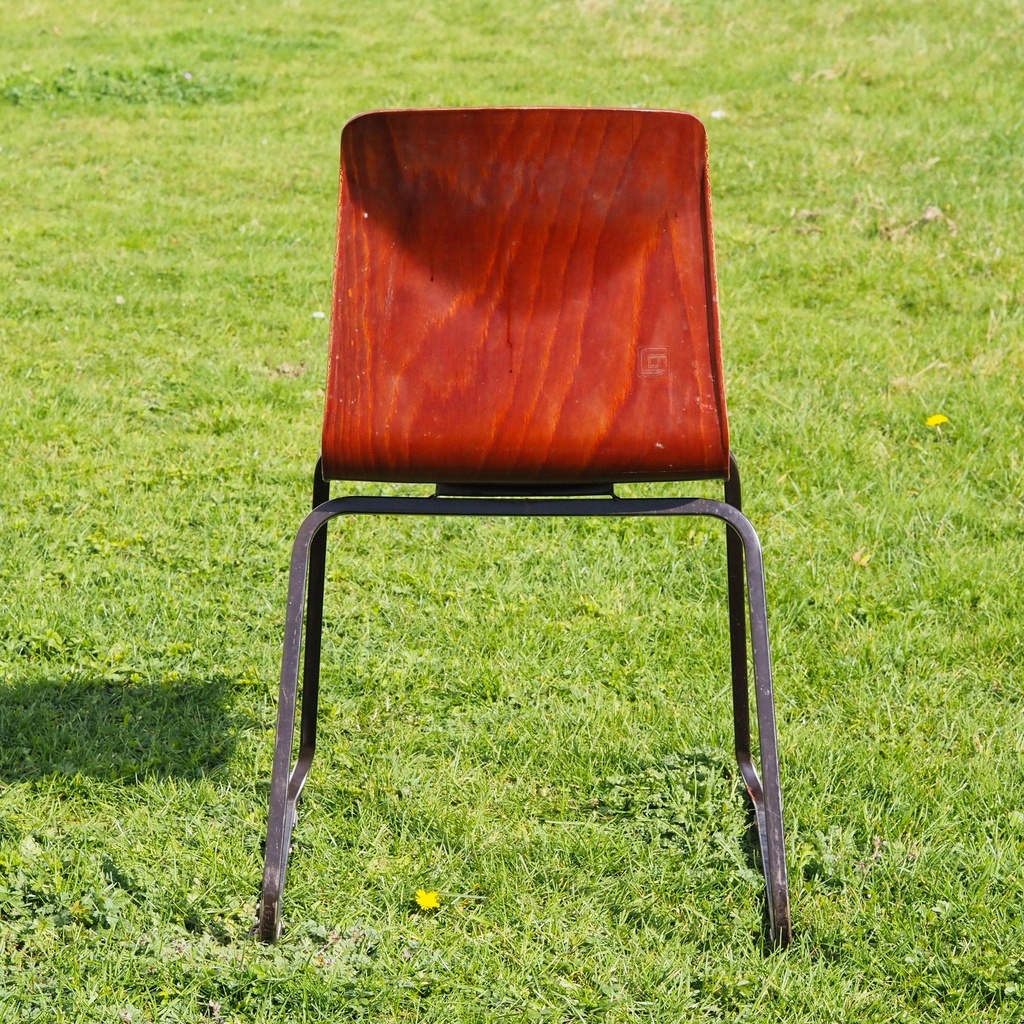 Stackable chair in Pagwood by Thur-op-seat
