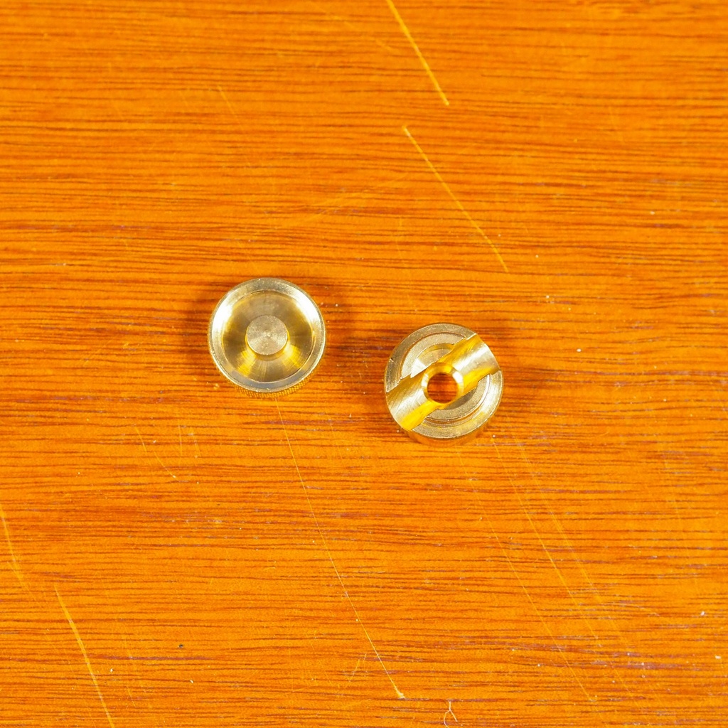 Cable hook in solid brass