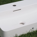 Bathroom sink in ceramic by Laufen