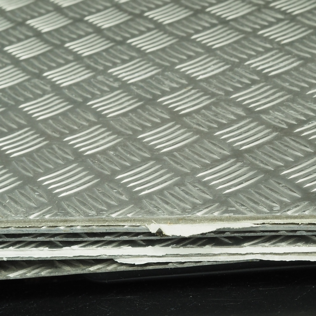 Aluminium checker plate (various sizes) - Only available in our physical shop
