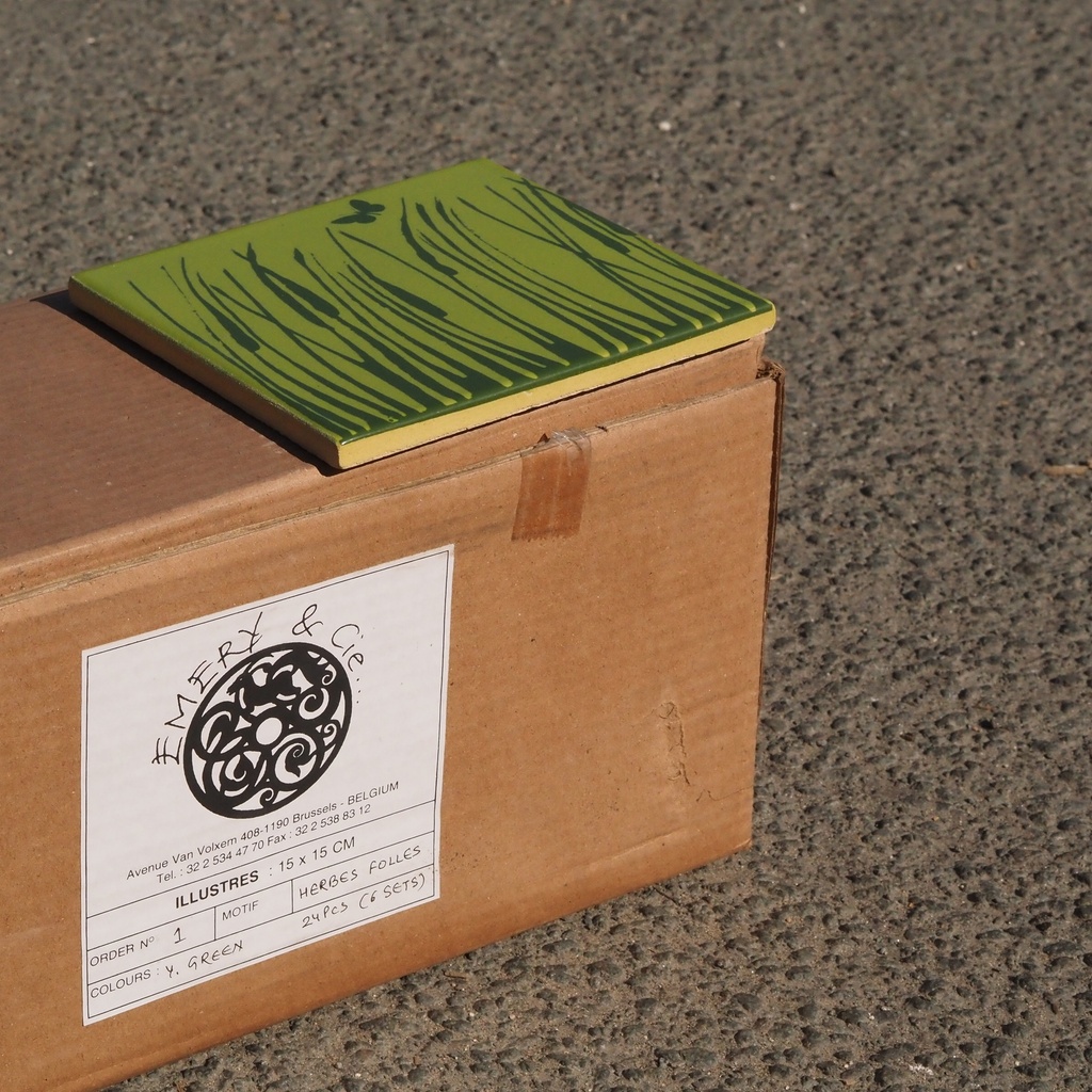 Box of 24 glazed terracotta wall tiles by Emery&Cie (15 x 15 cm) - Cobalt blue