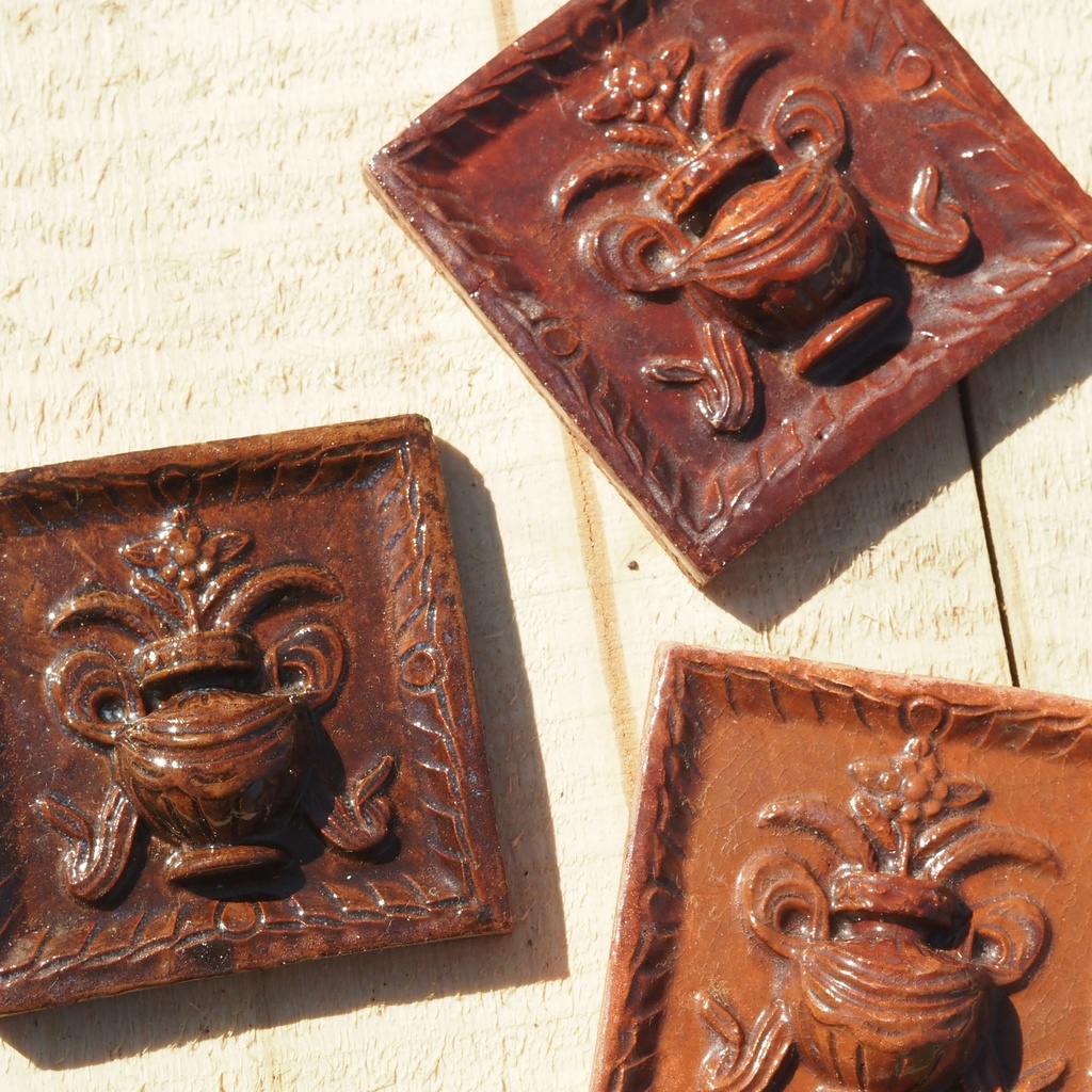 Box of 24 glazed terracotta wall tiles by Emery&Cie (15 x 15 cm) - Cobalt blue