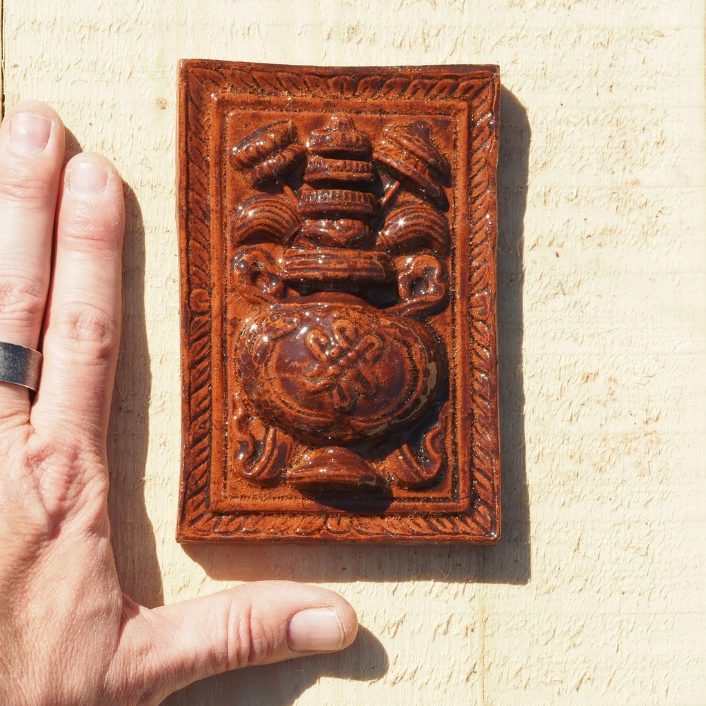 Handpainted glazed terracotta tile from the workshop of Agnès Emery (various sizes) - Only available in our physical shop