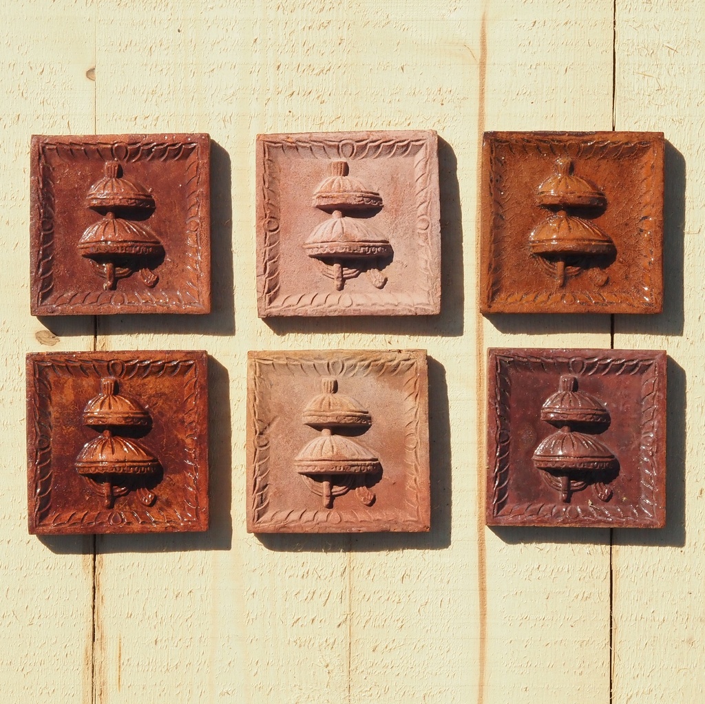 Box of 24 glazed terracotta wall tiles by Emery&Cie (15 x 15 cm) - Cobalt blue