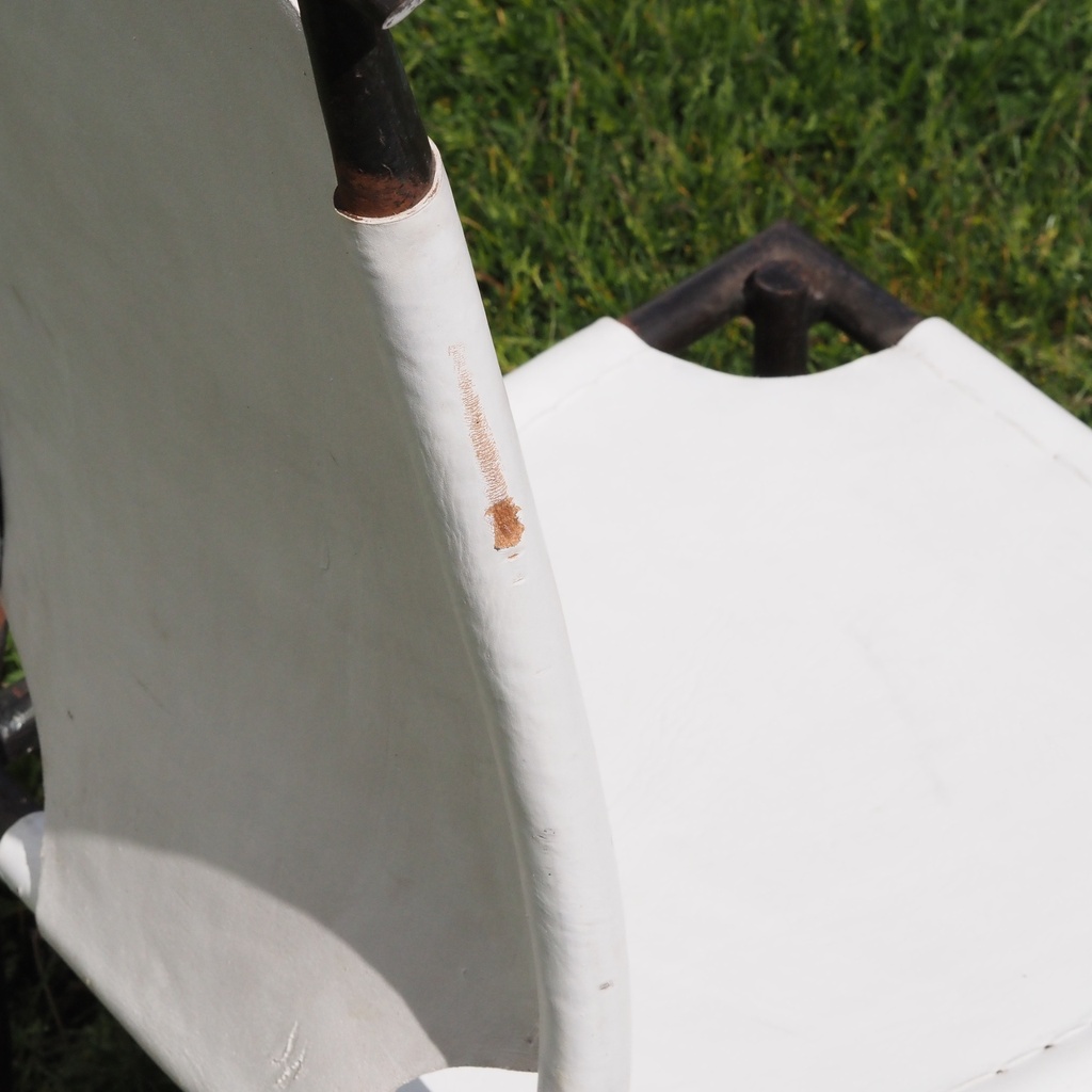 Swivel office armchair by Kinnarps from Antwerp's Court of Appeal