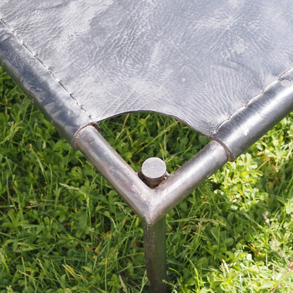 Swivel office armchair by Kinnarps